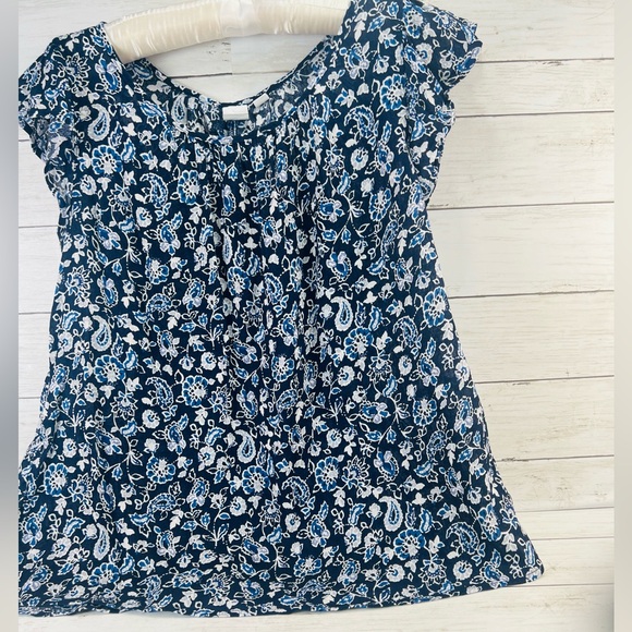 GAP Small Floral Flutter Scoop Floral Cotton-Rayon Blouse Blue & White - Picture 4 of 9